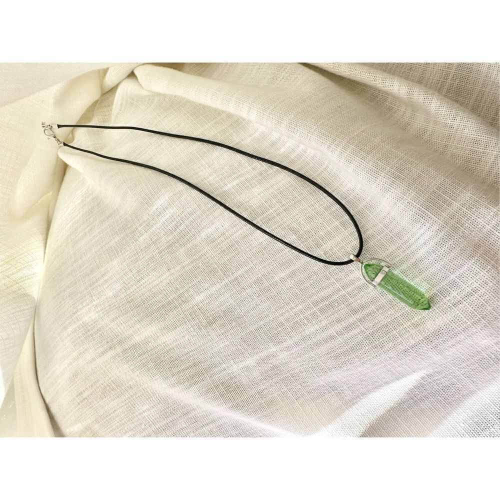 Light Green Colorstone Pendant Necklace 25$